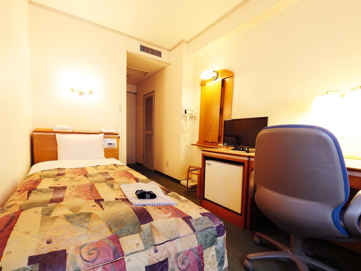 Mitaka City Hotel Chofu Bagian luar foto